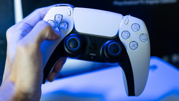 Sony Sắp Sửa Cho Game Thủ Chơi Game Bằng Một Tay?