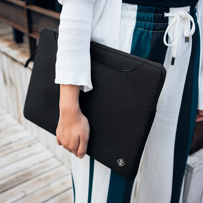 Túi chống sốc Tomtoc Slim Handbag cho MacBook 13"/14" Túi chống sốc Tomtoc Slim Handbag cho MacBook 13"/14"
