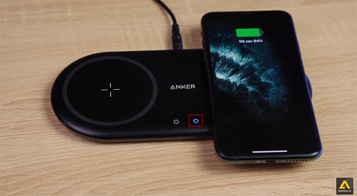 Anker PowerWave 10 Dual Pad