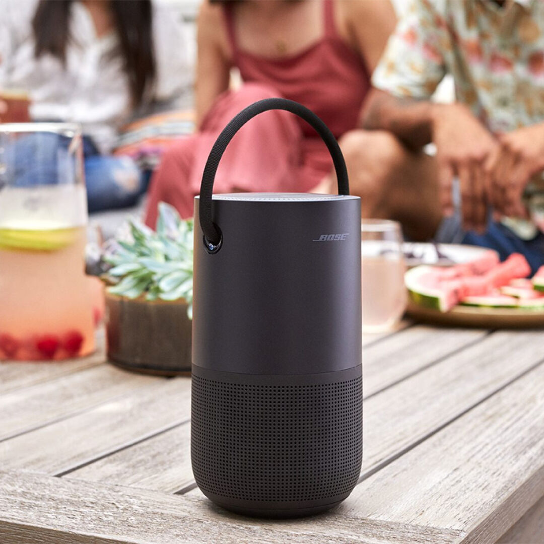 Loa Thông Minh Bose - Portable Home Speaker 