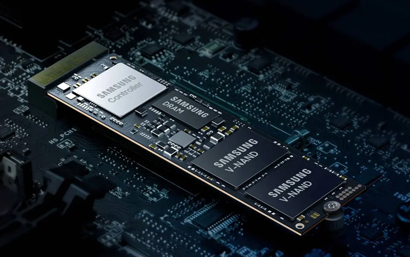 Ổ cứng SSD Samsung 990 Pro PCIe Gen 4.0 x4 NVMe V-NAND M.2 2280 4TB With Heatsink