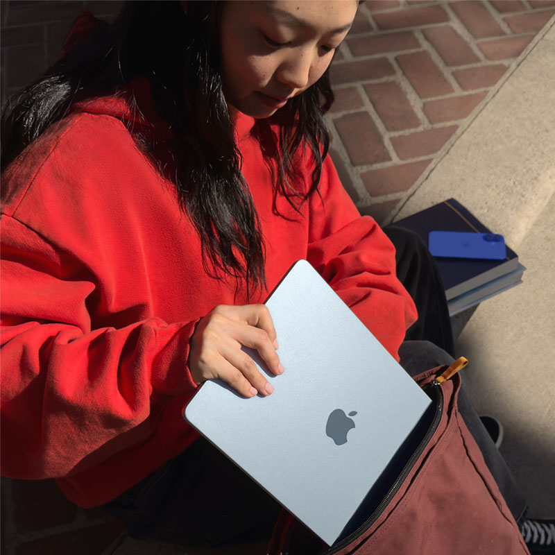 macbook air 13 6 2025 m4 03