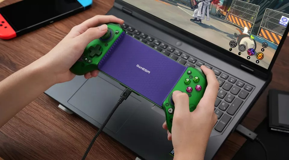 gamesir g8+ bluetooth controller with receiver adapter hulk edition 04